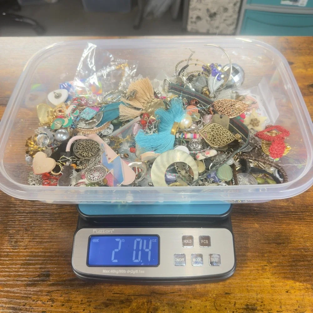 Craft Beading Jewelry Lot Mixed Fashion Accessories DIY Upcycle 2.04 Lbs Project